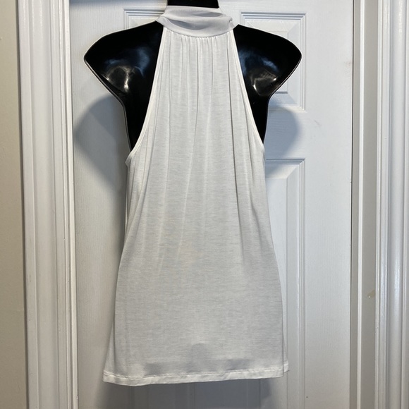 NWOT - Cable & Gauge Sleeveless Ivory White Tie-Neck Unlined Blouse - Sz L - Picture 4 of 9